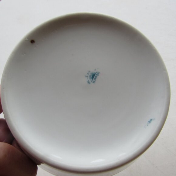 Vintage Nippon Floral Handled Bowl - Picture 4 of 8